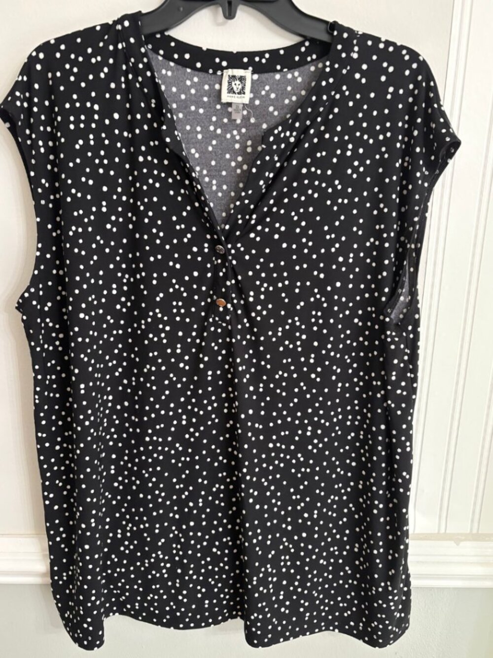 Sleeveless Jersey Polka Dot Top